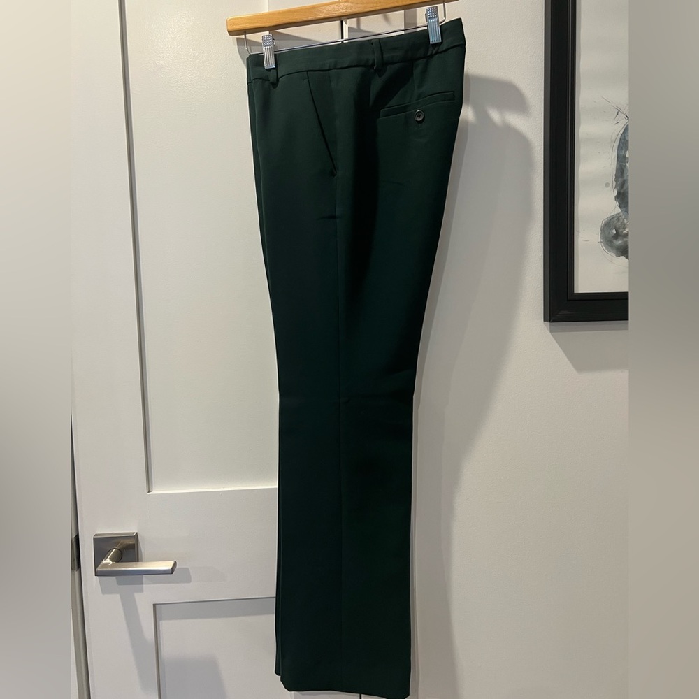 Banana Republic Logan Trouser pants - Size 4